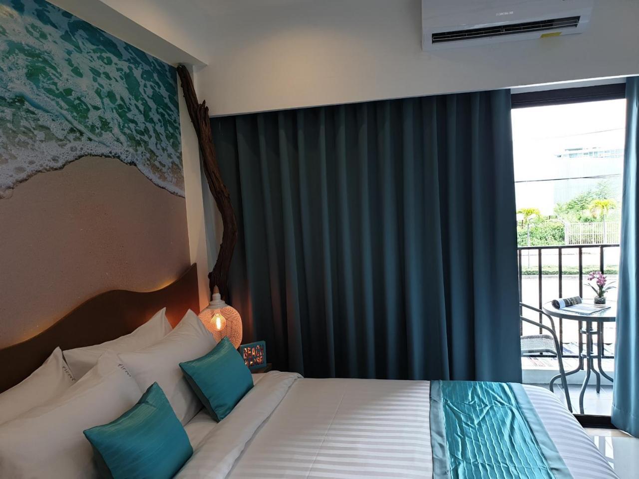 T2 Jomtien Pattaya Hotel Eksteriør billede
